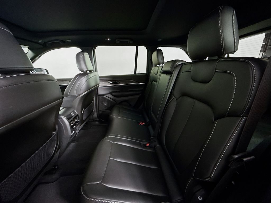 Used 2025 Red Jeep Limited image 21