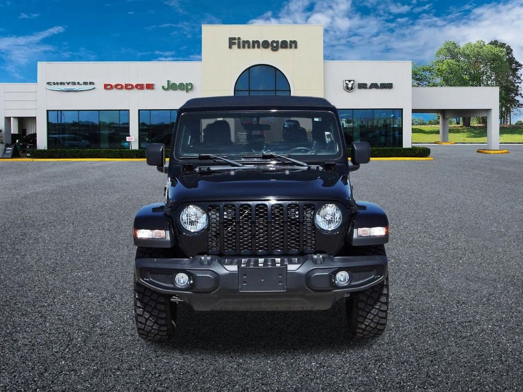 Used 2022 Black Jeep Willys image 2