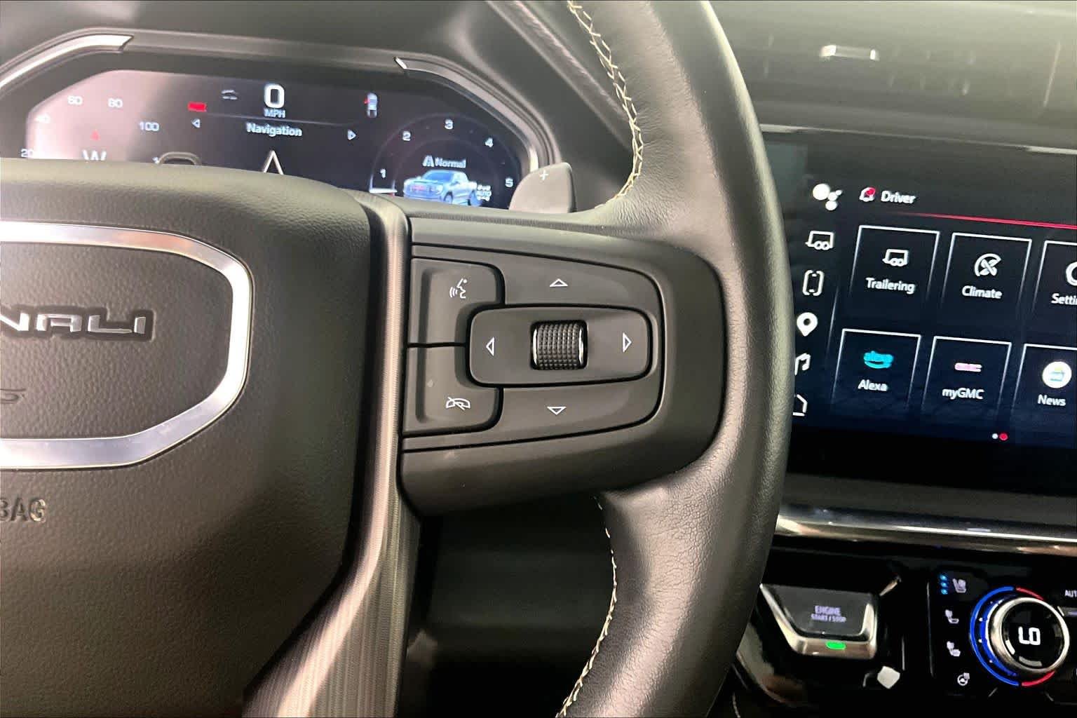Used 2024 White Frost Tricoat GMC Denali Ultimate image 25