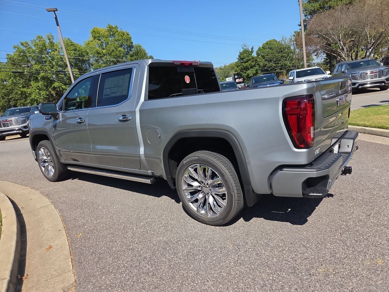 2026 GMC Sierra 1500 Denali - Photo 6