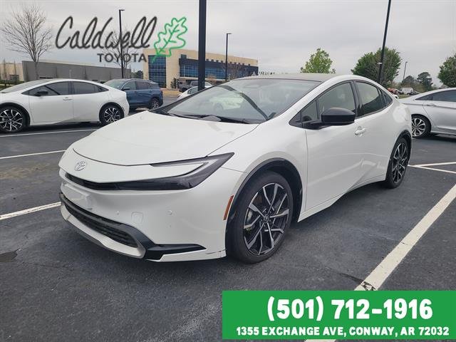 2025 Toyota Prius Plug-In Hybrid SE FWD Hatchback Front-Wheel Drive