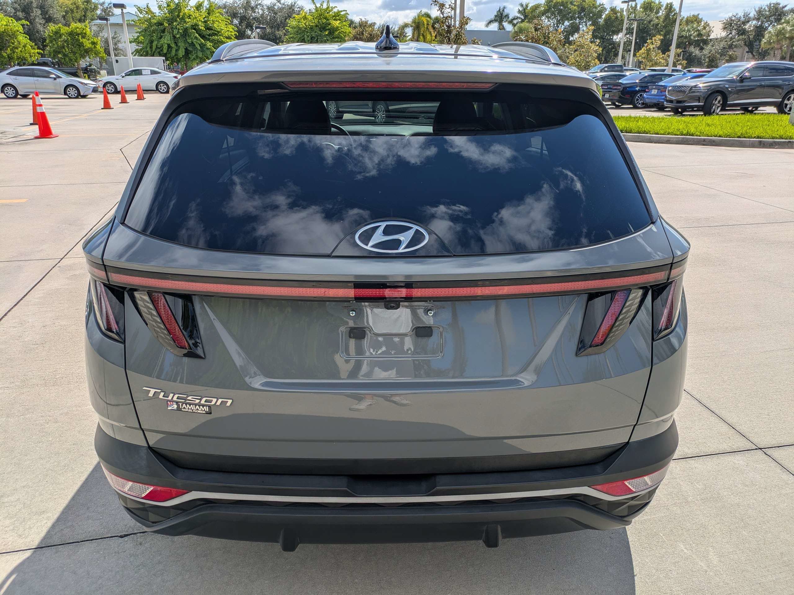 Certified Used 2024 Hampton Gray Hyundai SEL image 3