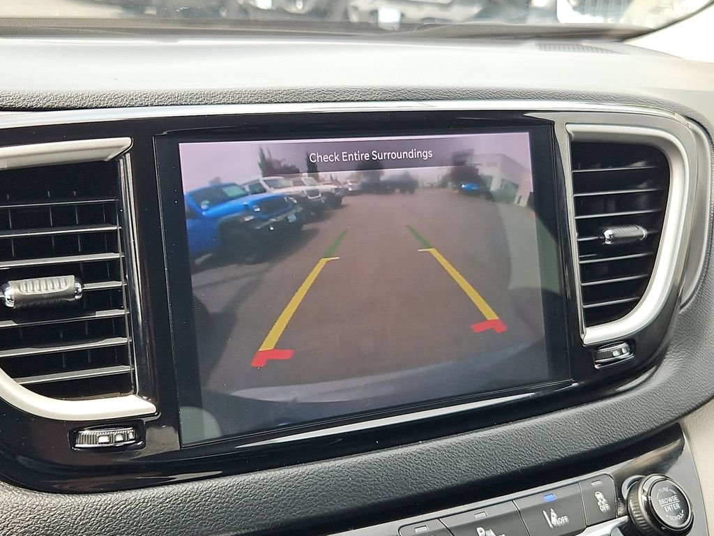 Used 2023 Ceramic Gray Clearcoat Chrysler Touring L image 19