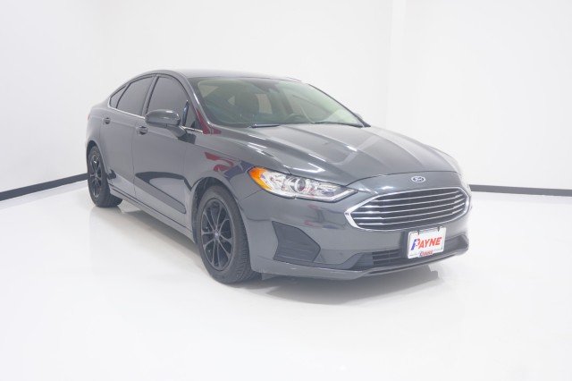 Used 2020 GREY Ford SE image 3