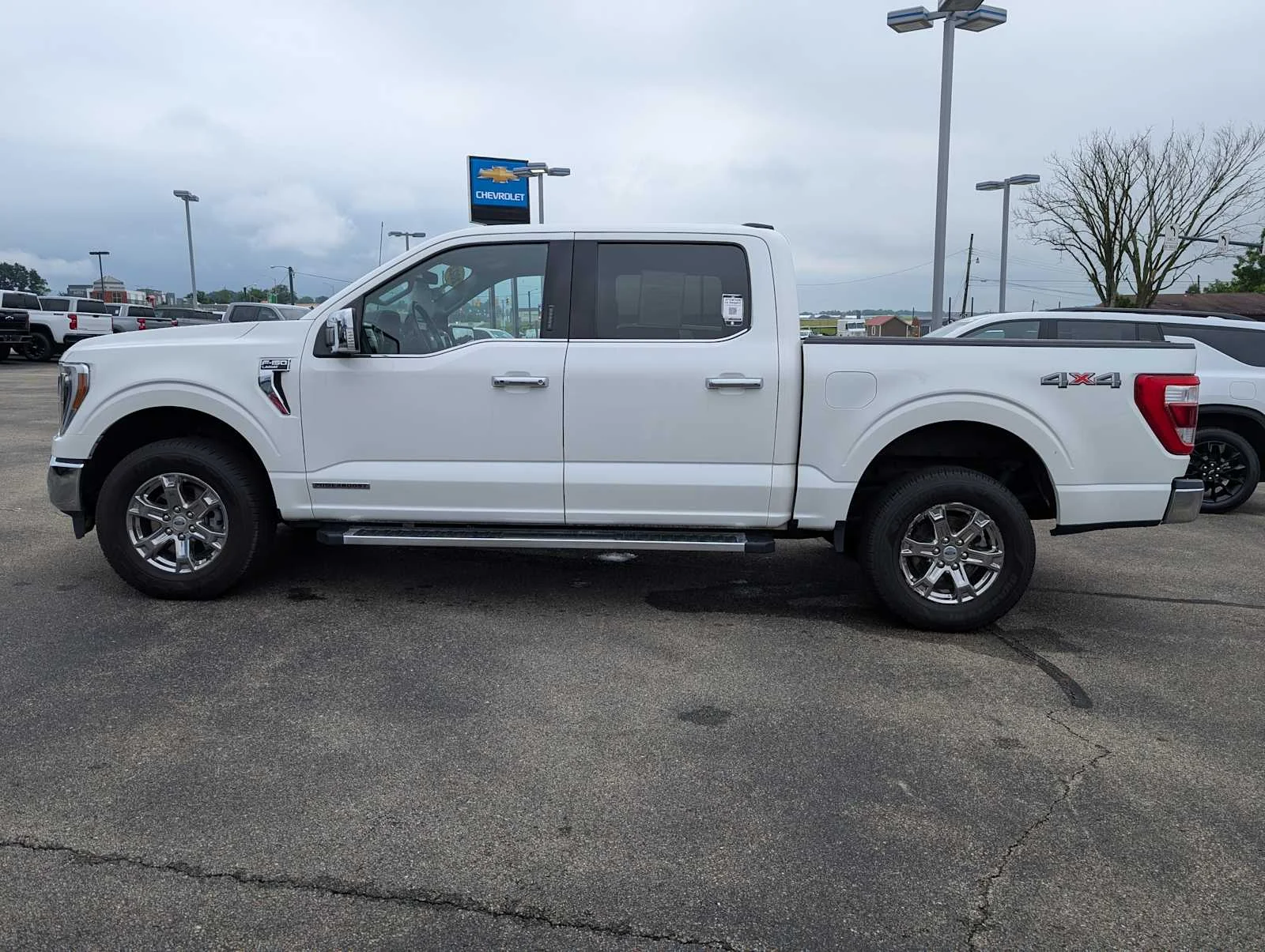 2022 Ford F-150 Lariat - Photo 11