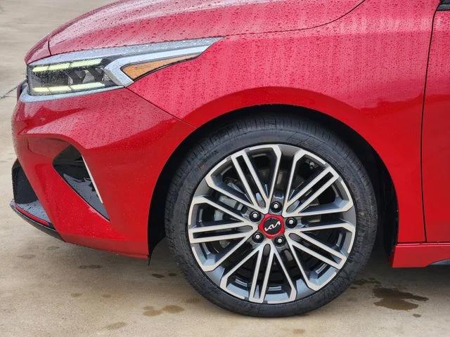 2024 Kia Forte GT - Photo 8