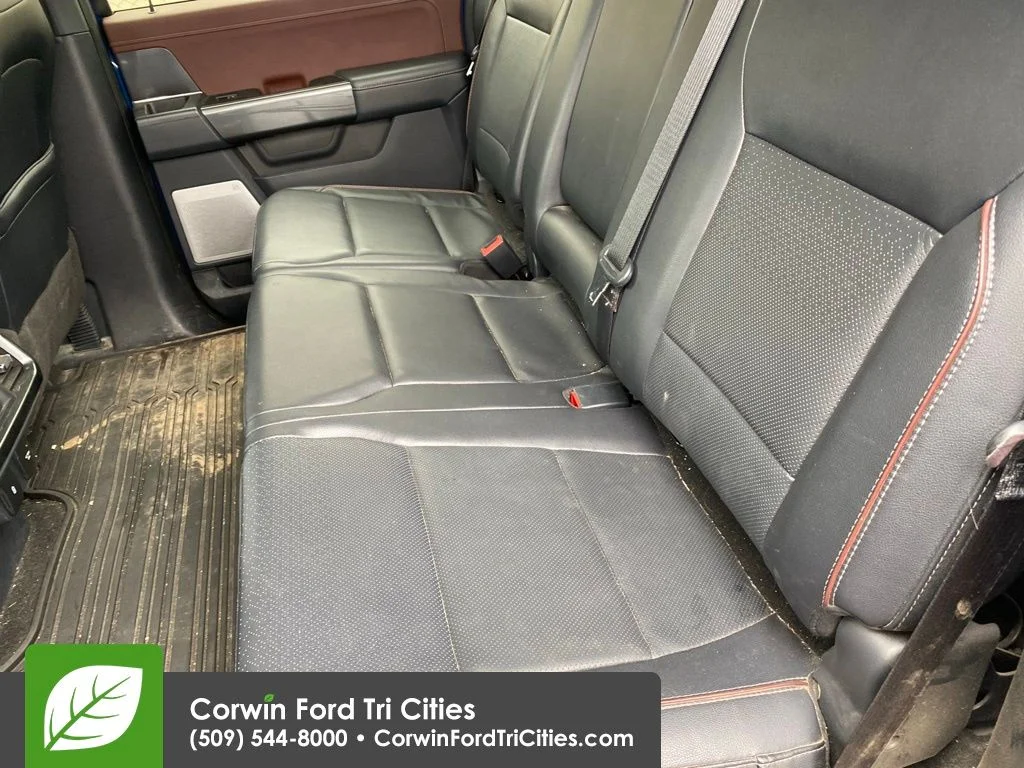 Used 2022  Ford  image 9