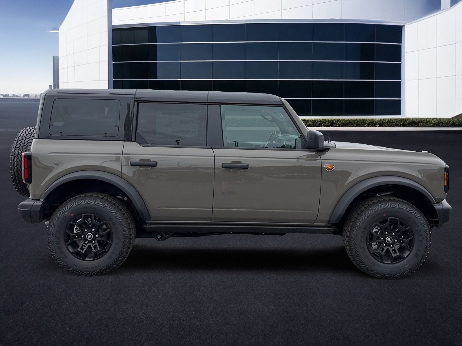 New 2026 Marsh Gray Ford Badlands® image 4