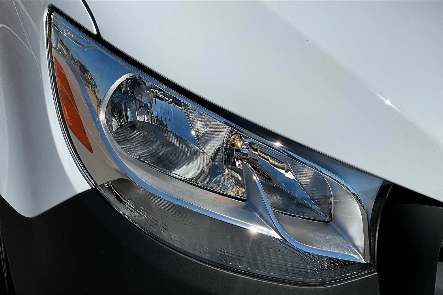 New 2026 Arctic White Mercedes-Benz  image 18