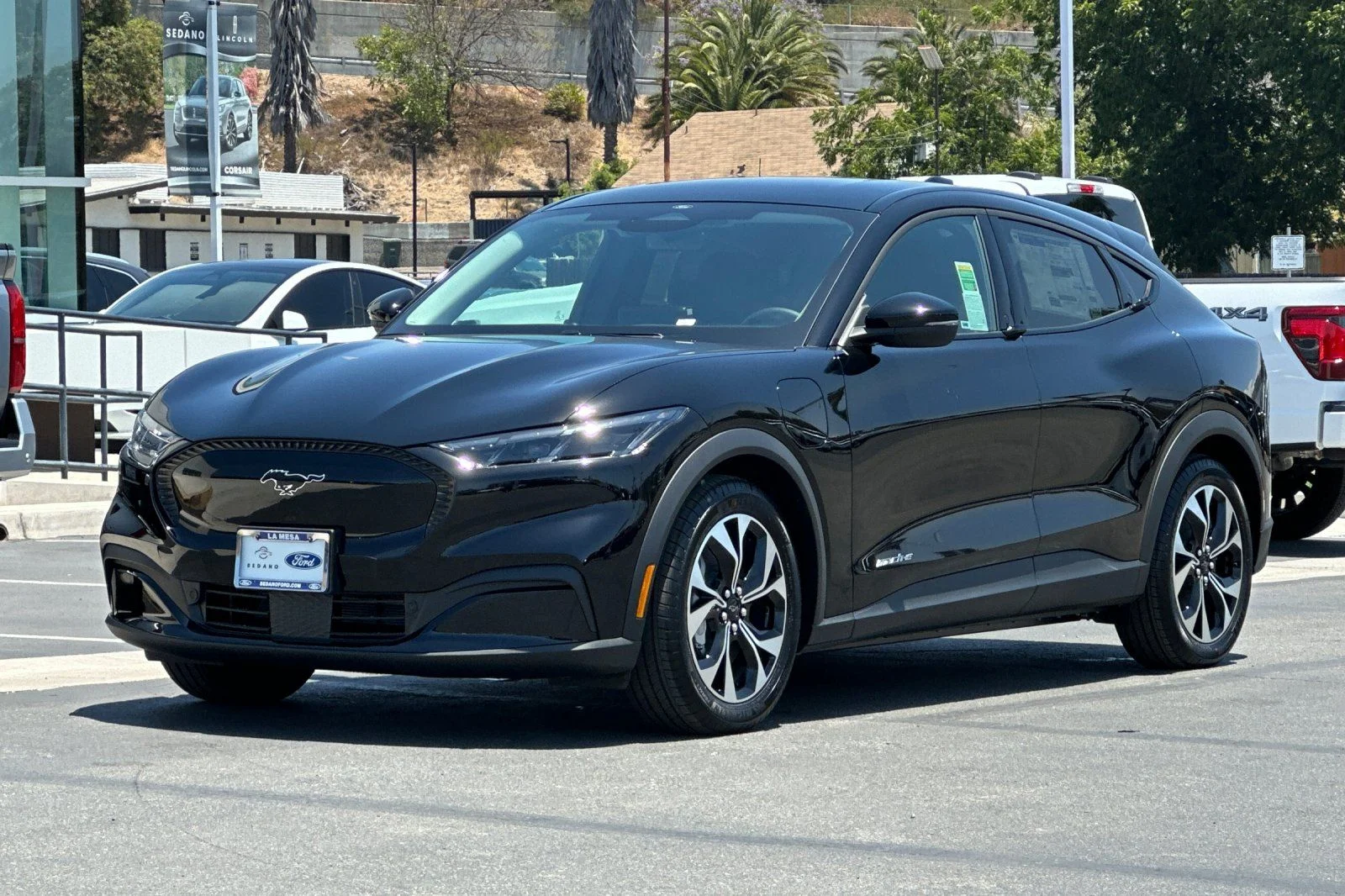 New 2026 Black Ford Select image 7