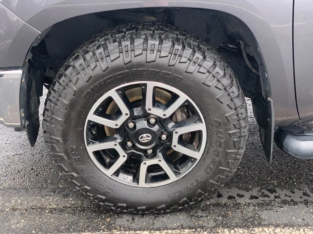 Used 2017 Gray Toyota Limited image 32