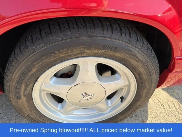 Used 1993 Red Ford LX image 21