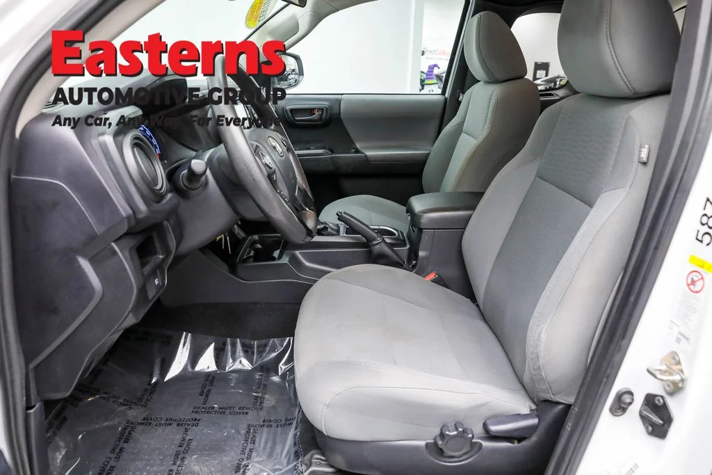 Used 2019 White Toyota SR image 14