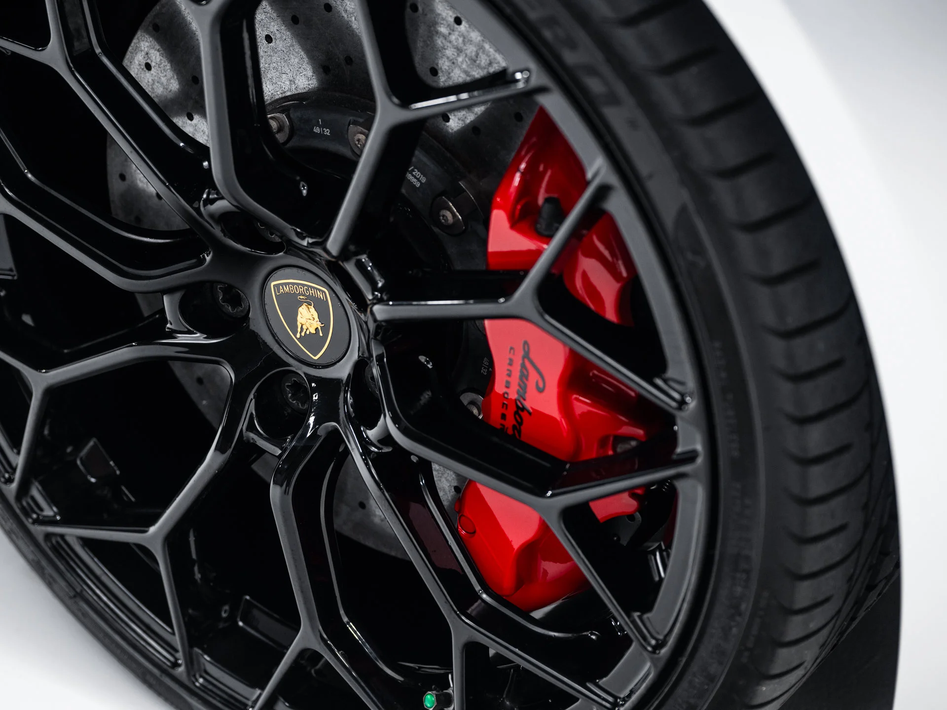Used 2020 Grigio Adamas Matt Lamborghini  image 22