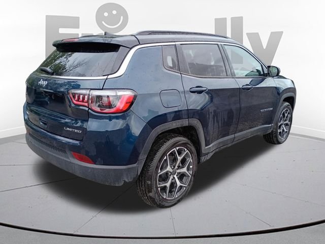New 2026 Fathom Blue Pearl-Coat Exterior Paint Jeep Limited image 5
