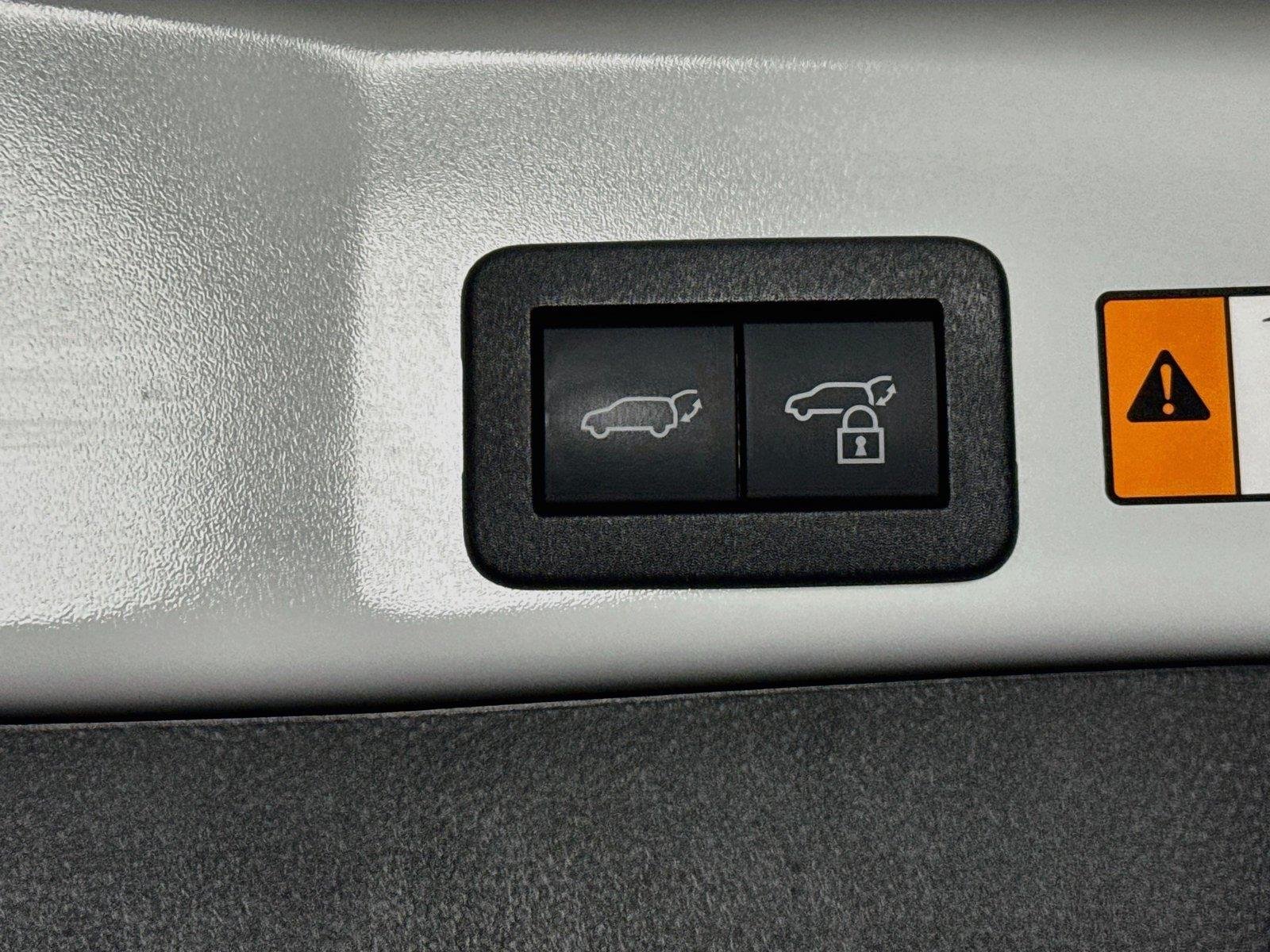 Certified Used 2026 Ice Cap Toyota XLE Premium image 39
