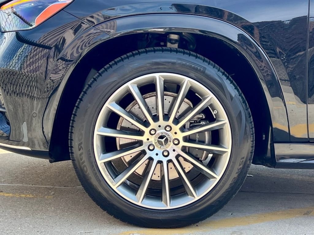 Certified Used 2024 Black Mercedes-Benz GLE 450 image 9