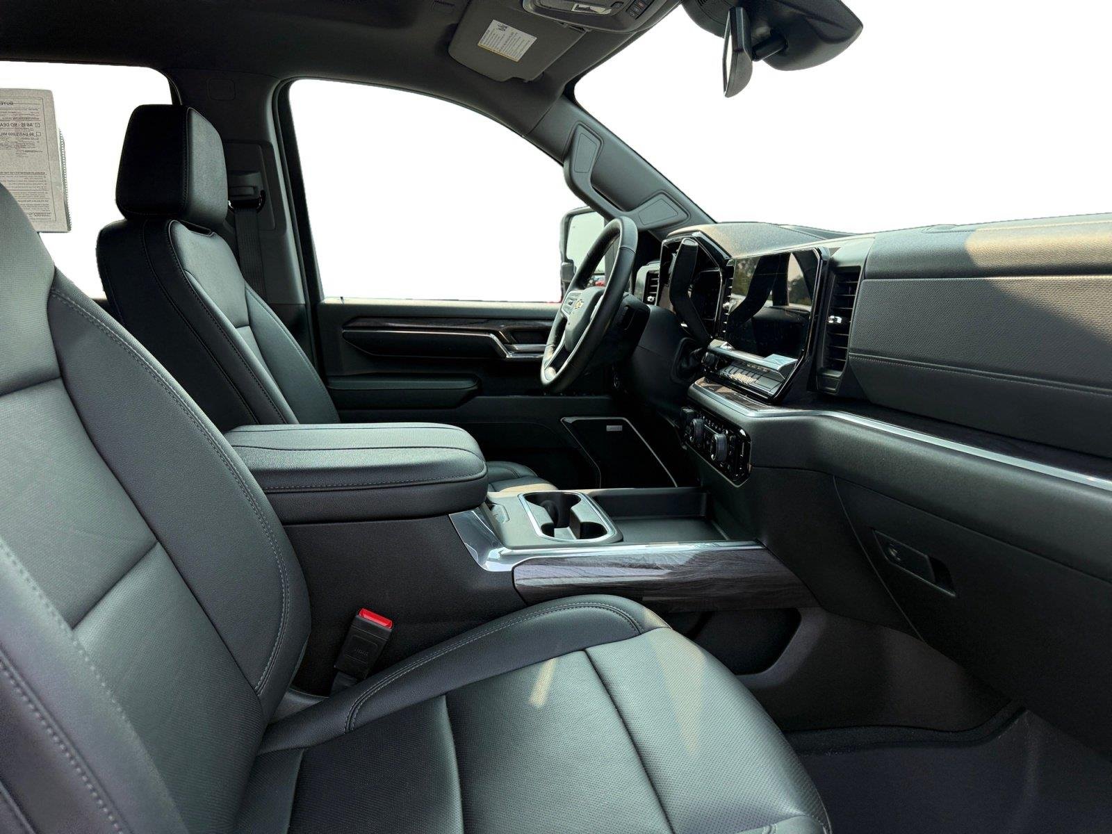 Used 2024 Summit White Chevrolet LTZ image 16