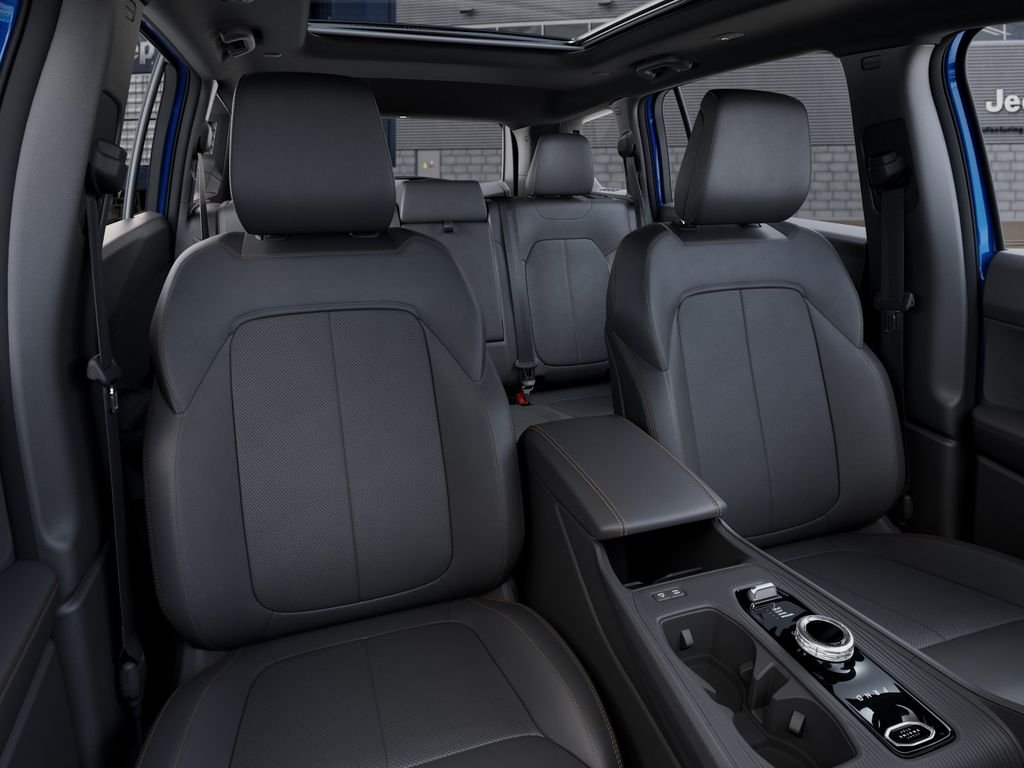 New 2026 Hydro Blue Pearl-Coat Exterior Paint Jeep Limited image 16