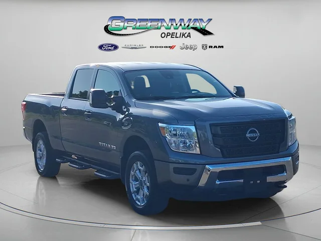 2024 Nissan Titan XD SV
