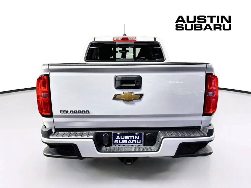 Used 2017 White Chevrolet Z71 image 6