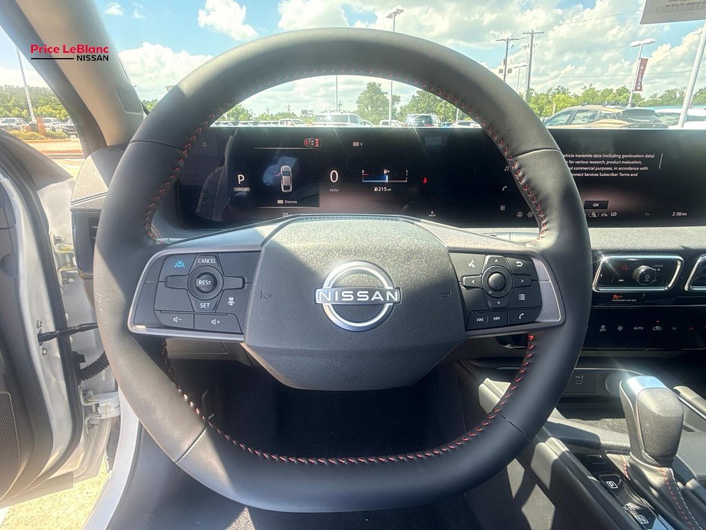 New 2026 Aspen White TriCoat/Super Black Nissan SR image 15