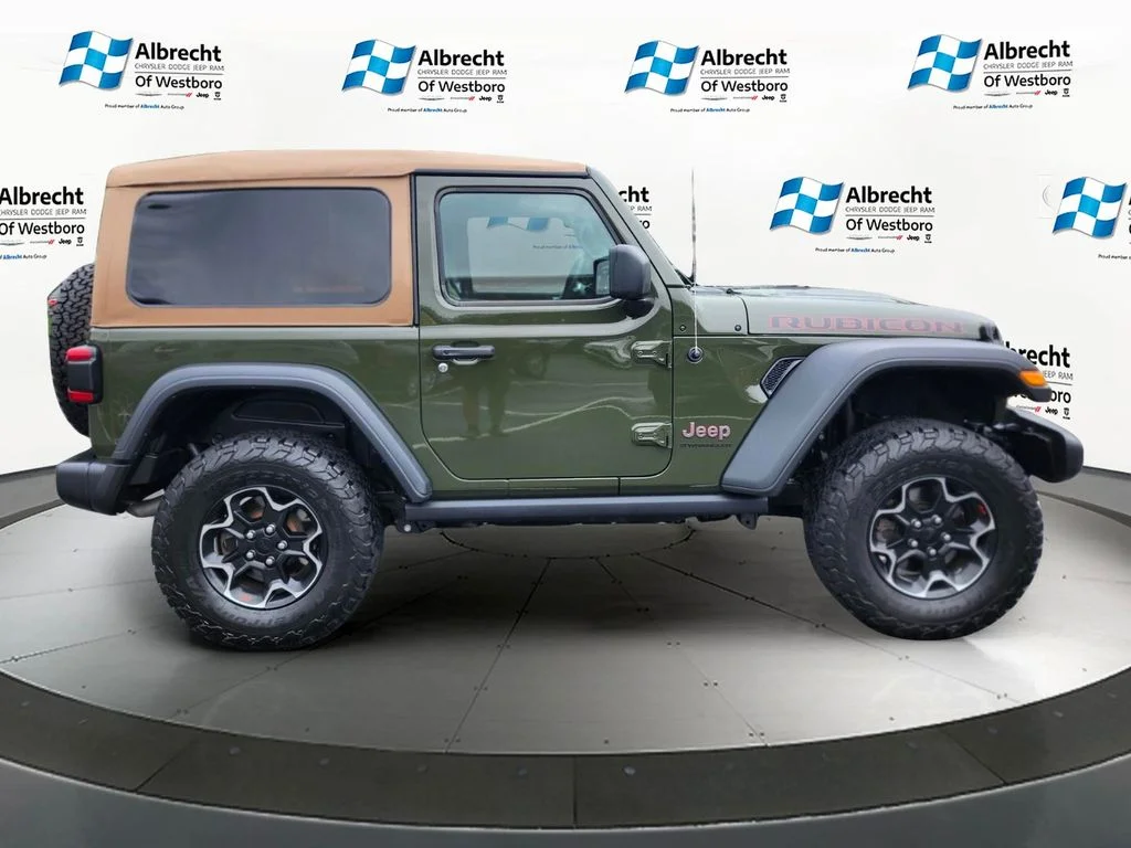 Used 2023 Green Jeep Rubicon image 6