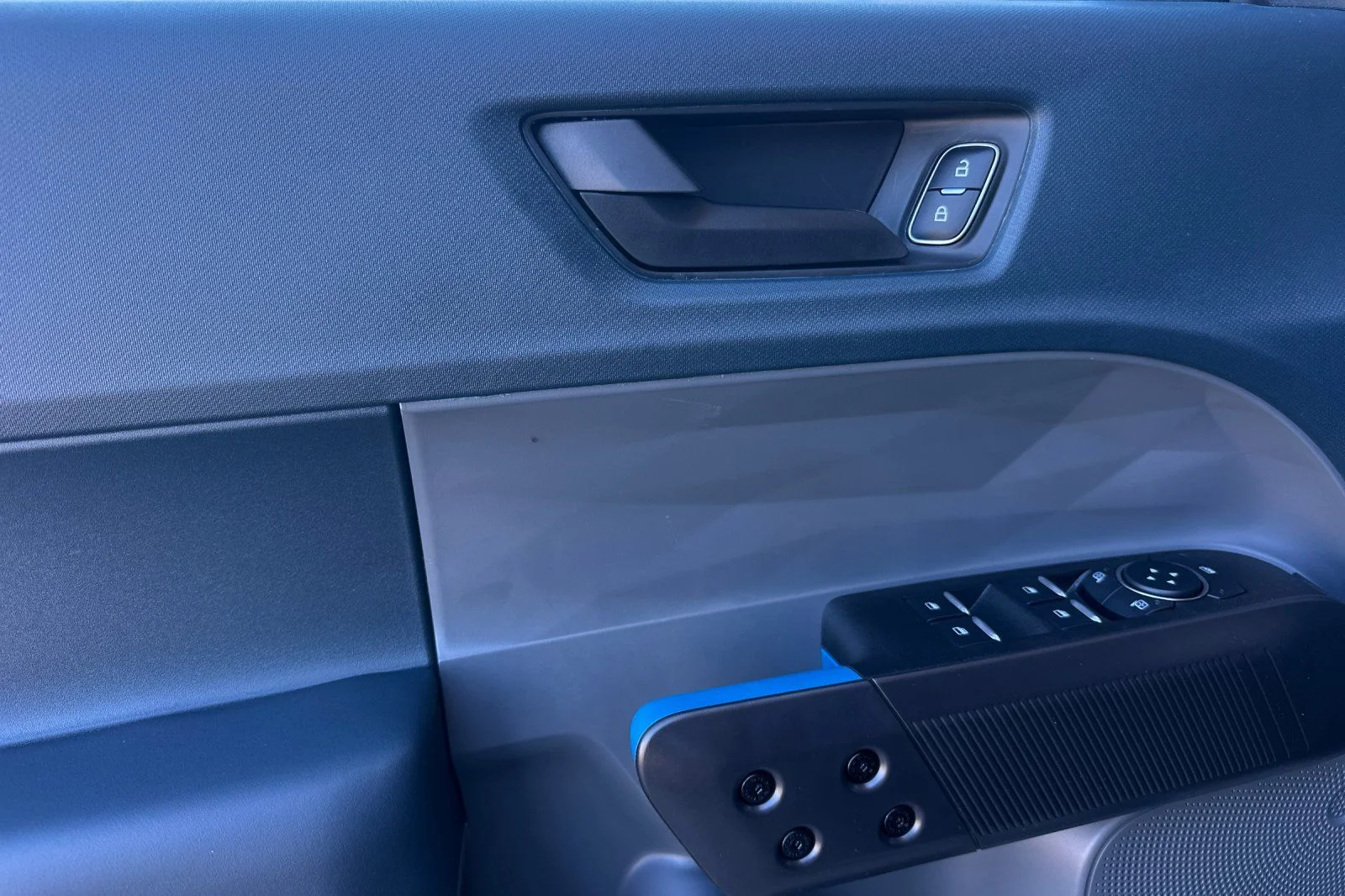 New 2026 Carbonized Gray Metallic Ford Lobo™ image 10