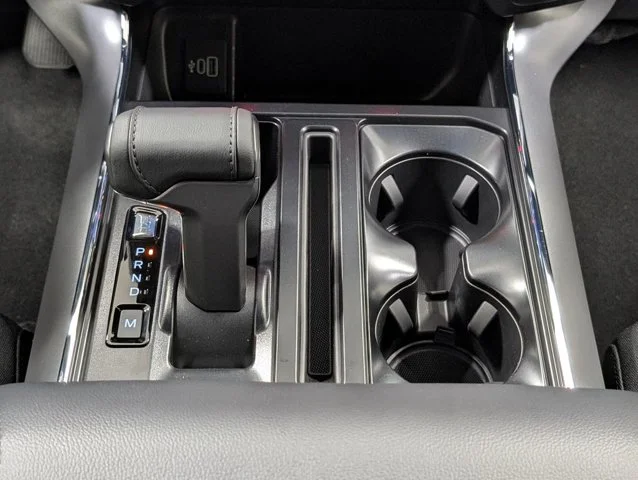 New 2026 Agate Black Metallic Ford XLT image 45