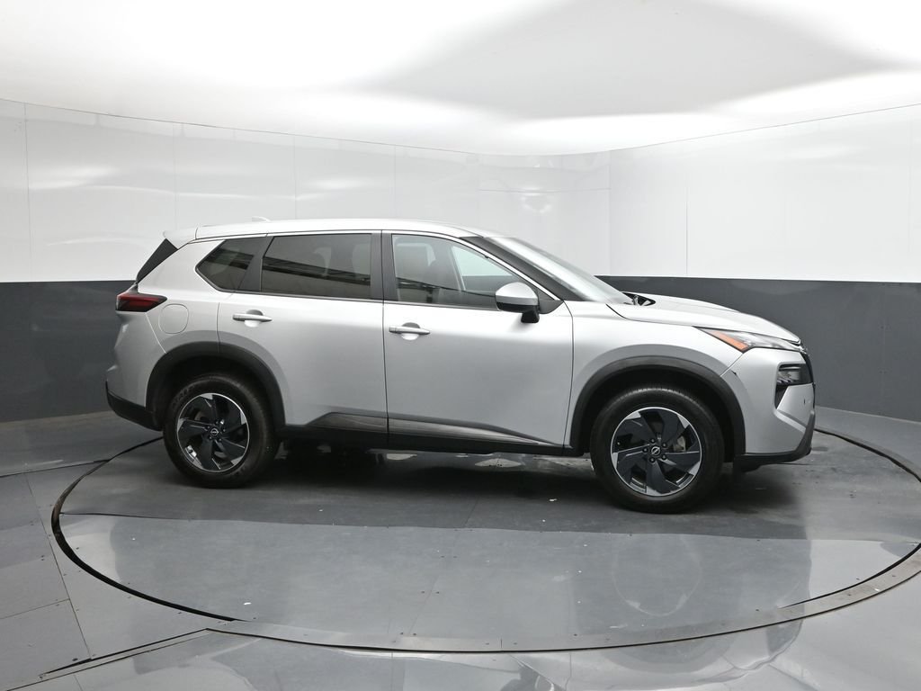 Used 2024 Silver Nissan SV image 15