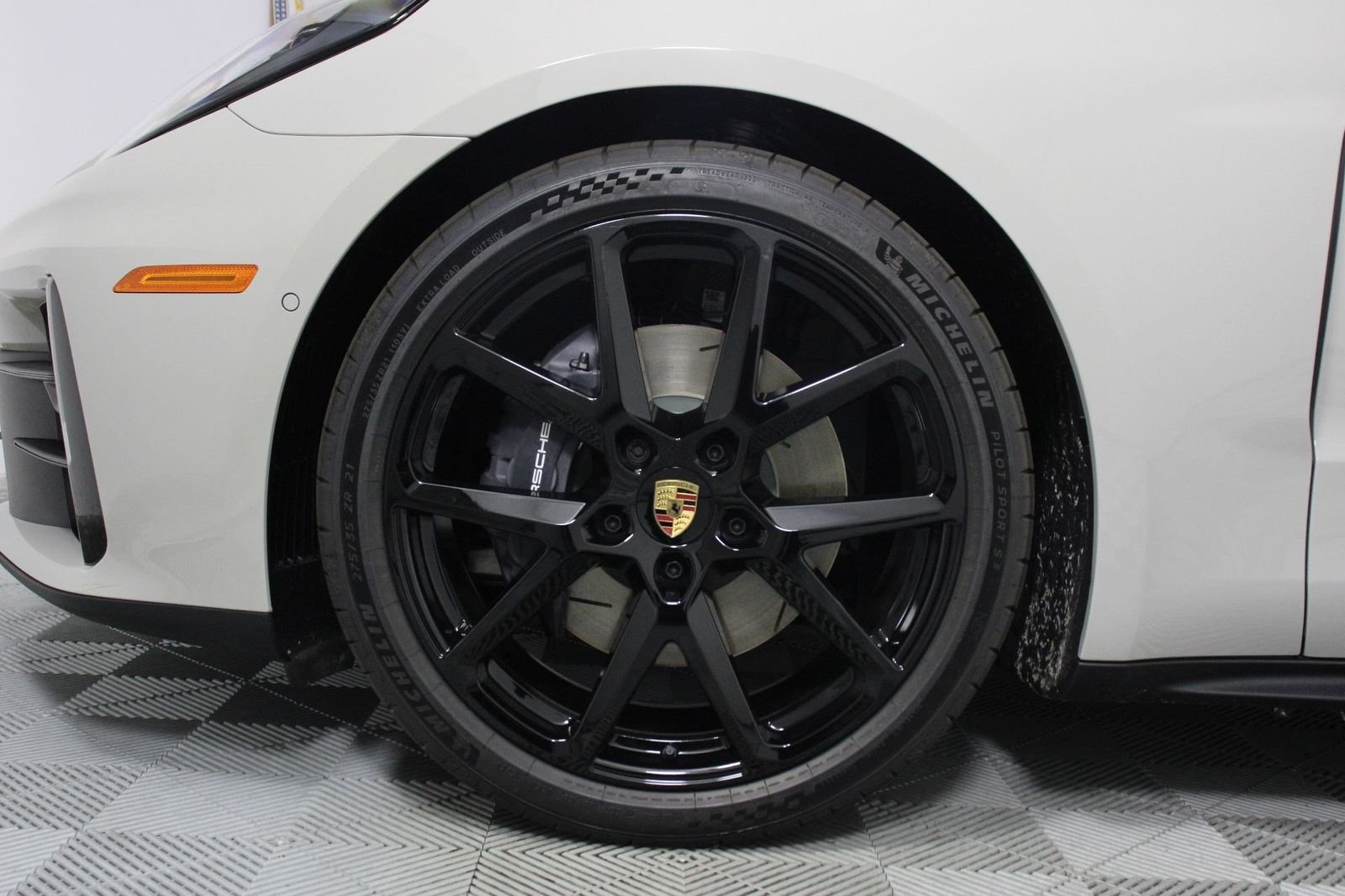 New 2026 Chalk Porsche RWD image 17