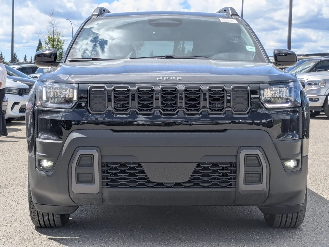 New 2026 Black Jeep Laredo - - 4x4 - 1.6L Turbo Hybrid - Adaptive Cruise - Blind Spot Detection & More! image 3