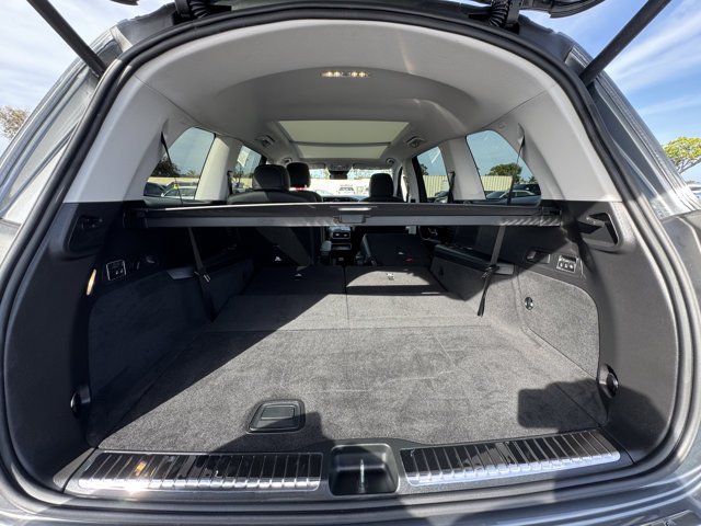 New 2026 Selenite Grey Metallic Mercedes-Benz GLS 450 image 7