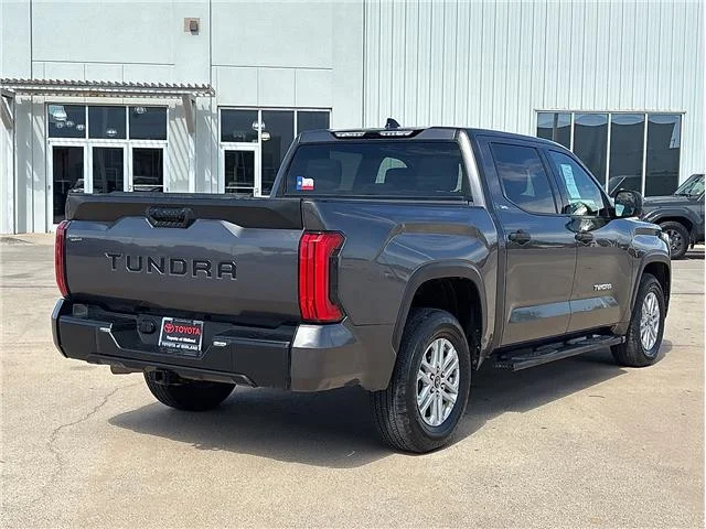 Used 2022 Magnetic Gray Metallic Toyota SR5 (A10) 4x2 CrewMax 5.5 ft. box 145.7 in. WB image 3