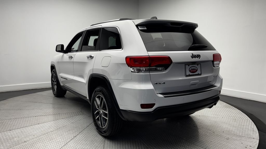 Used 2018 White Jeep Limited image 40
