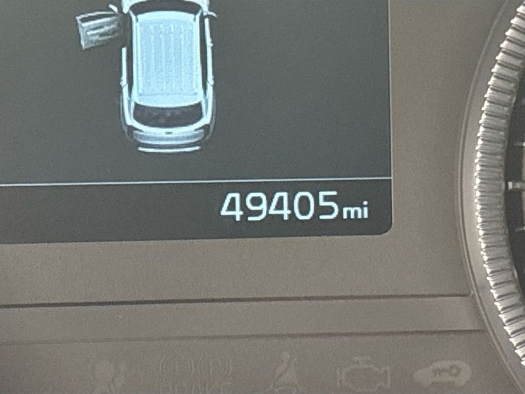 Used 2021 Gray Kia EX image 14