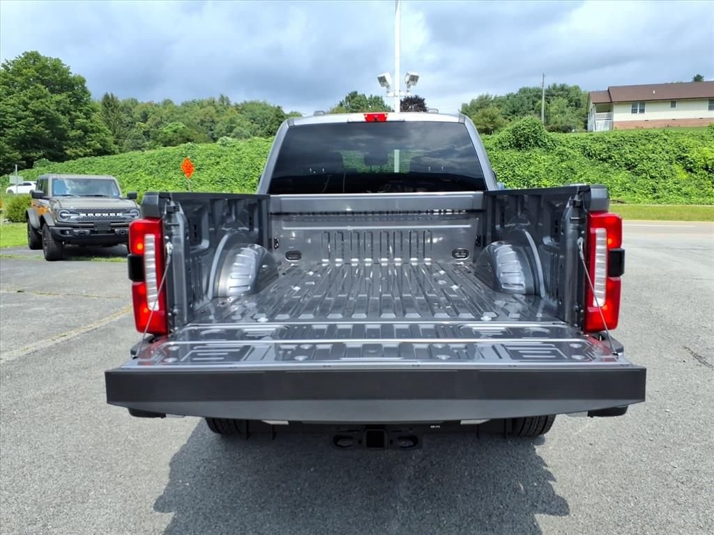 New 2026 Carbonized Gray Metallic Ford F-350® Lariat® image 11