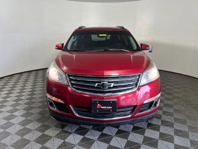 Used 2013 Chevrolet Traverse 2LT with VIN 1GNKVJKD6DJ214336 for sale in Shakopee, MN