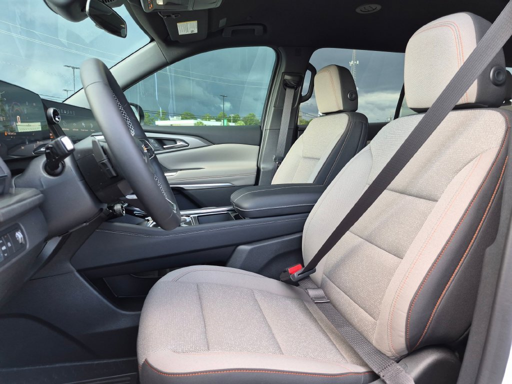 2026 Chevrolet Traverse LT - Photo 15