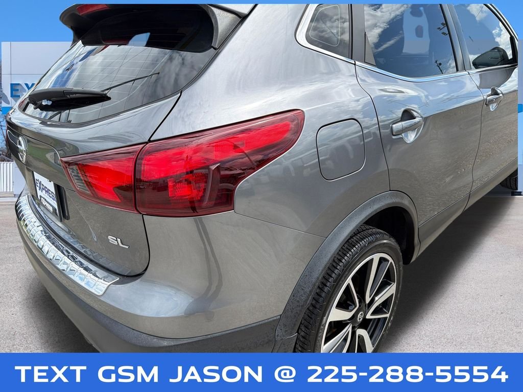 Used 2019 Gray Nissan SL image 36
