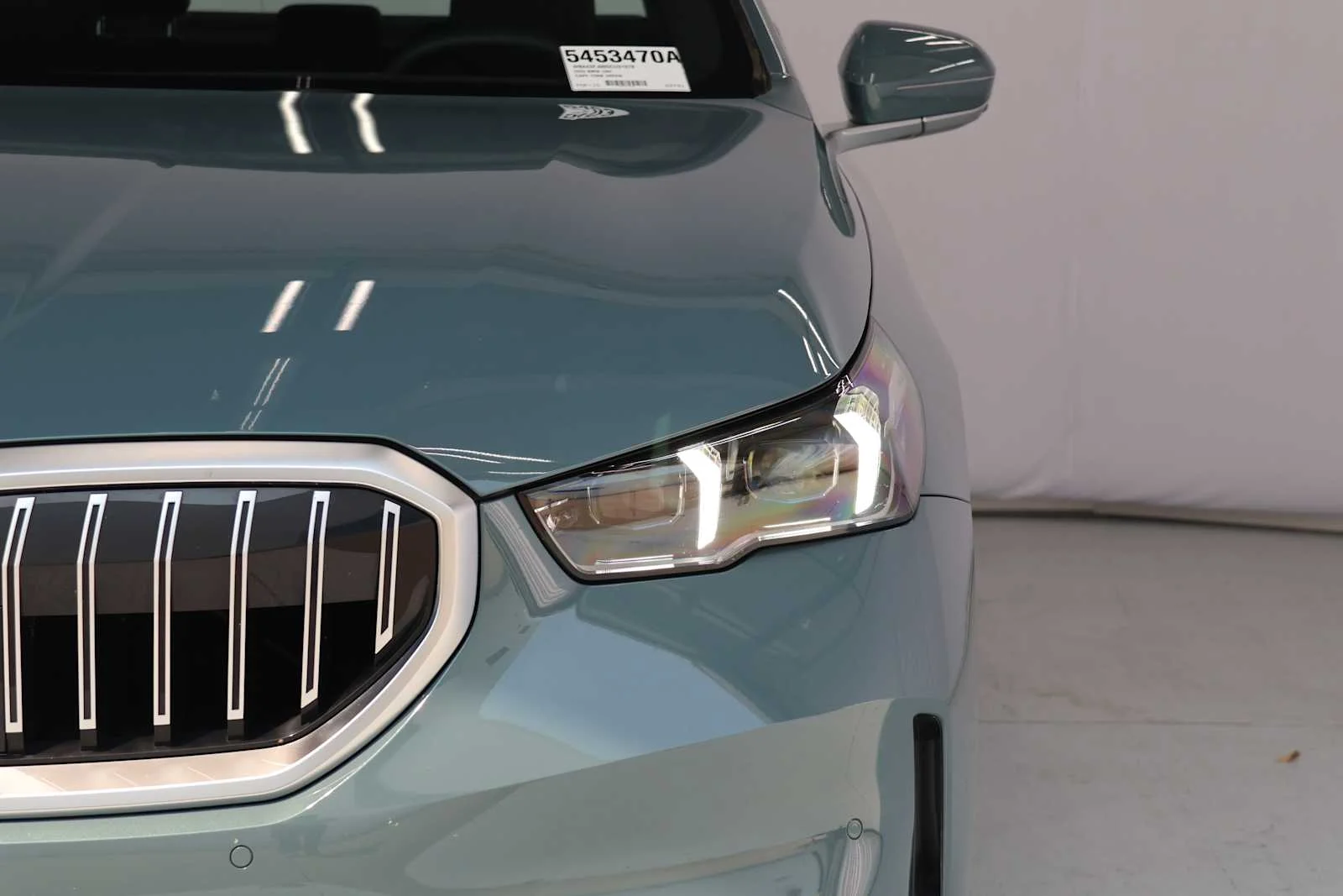 Certified Used 2025 Cape York Green Metallic BMW 530i image 5