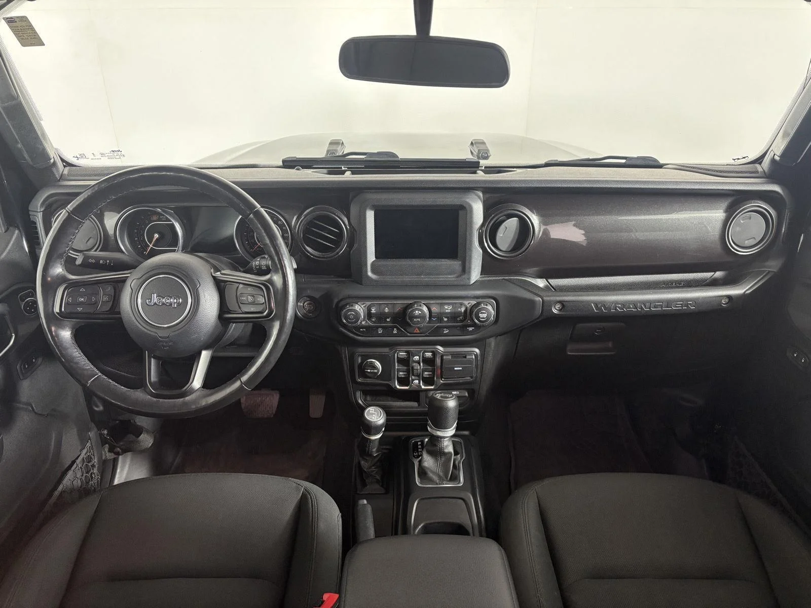 Used 2019 Black Clearcoat Jeep Sport Altitude image 21