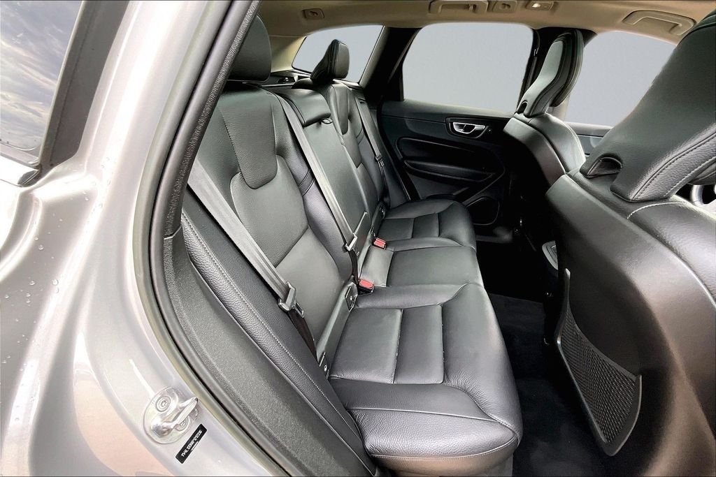 2023 Volvo XC60 Plus - Photo 25