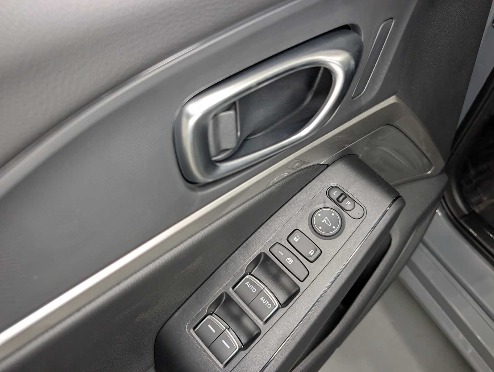 2026 Acura Integra Base - Photo 38
