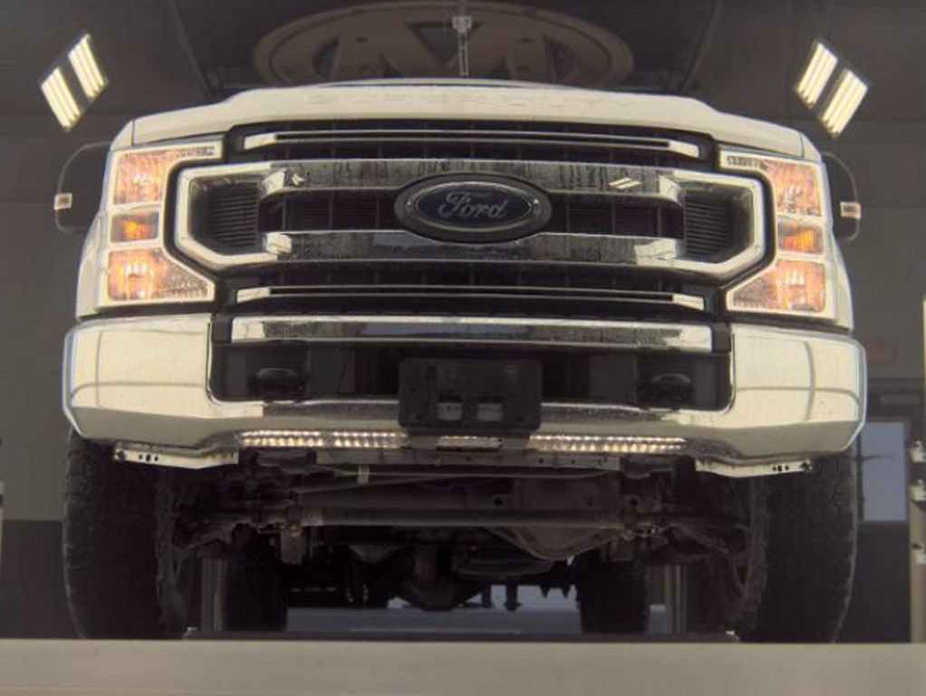 Used 2022 White Ford  image 3