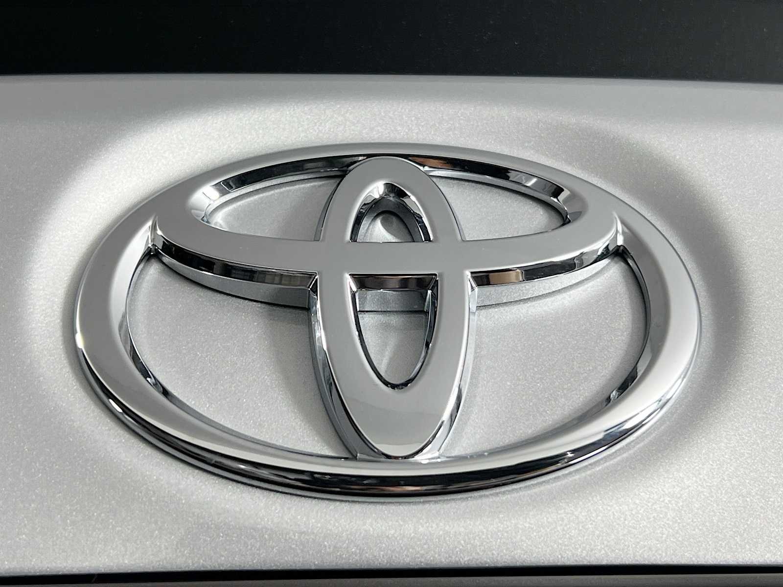 2026 Toyota Corolla — photo 18