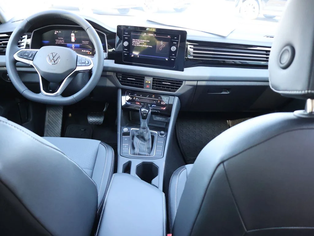 2026 Volkswagen Jetta SE - Photo 16