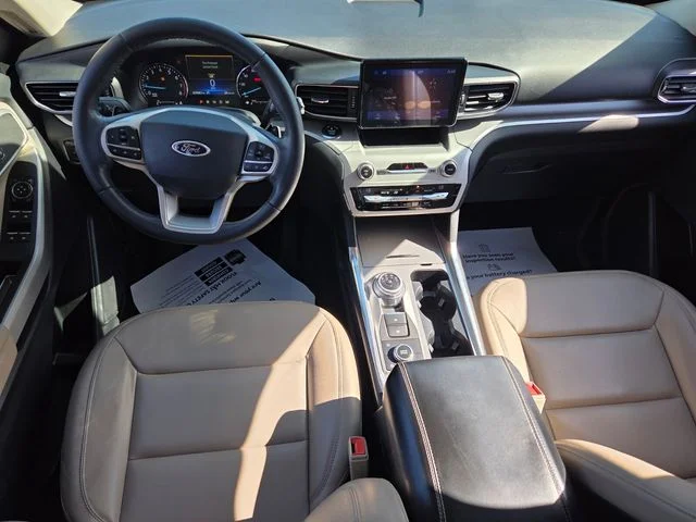 Used 2020 White Ford XLT image 8