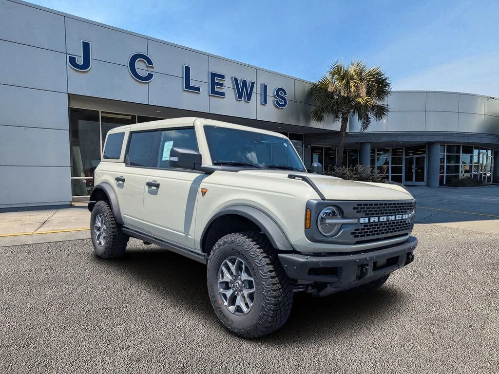 2025 Ford Bronco 4-Door