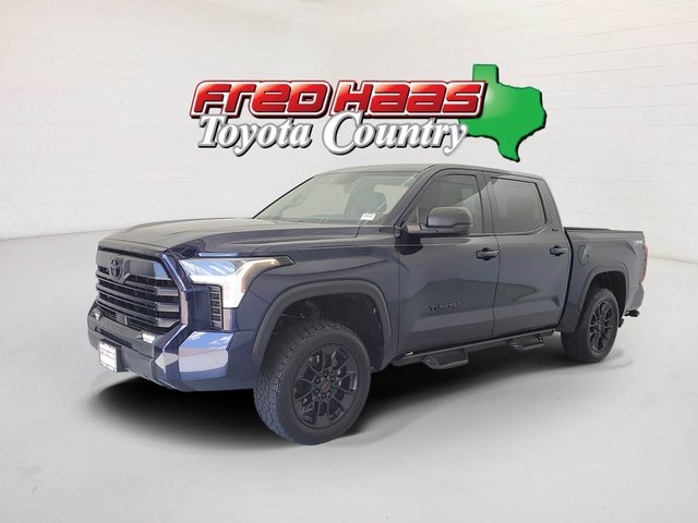 2024 Toyota Tundra 2WD SR5